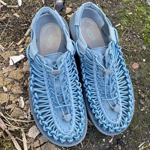 Keen UNEEK water shoes